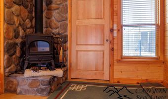 40 Castle Rock Rd, Cody, WY 82414