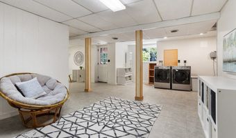 1 Blackhorse Dr, Acton, MA 01720