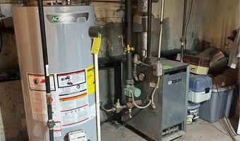 5 Lakeside Ave, Cranston, RI 02910