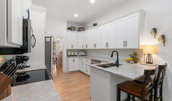 350 Wild Rose Ct, Boiling Springs, SC 29316