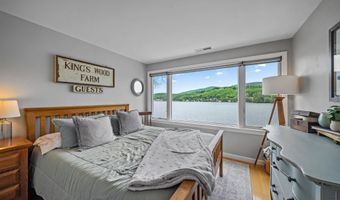 195 E Side Dr, Alton, NH 03809