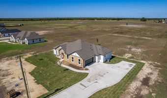 812 County Road 1021, Wolfe City, TX 75496