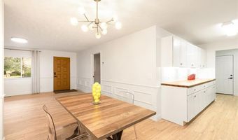 520 S Shady Ln, Austin, IN 47102