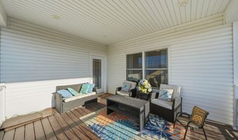 907 S 25th St, Beatrice, NE 68310