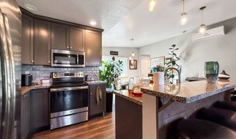 515 MEMORY Ln, Brookings, OR 97415