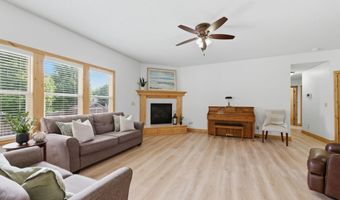 920 W Mtn, Andover, KS 67002