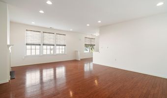 15 FIVE BRIDGES Ct, Barnegat, NJ 08005