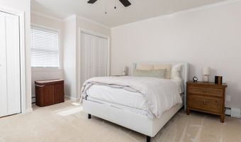 2 Grand St, Alloway, NJ 07422