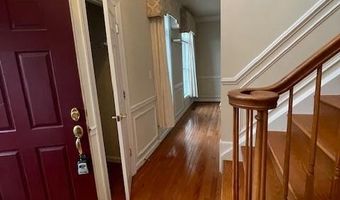 2907 DUMAS St, Alexandria, VA 22306