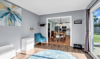 6 ROXBURY Dr, Barnegat, NJ 08005