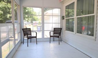 42 Thirteenth St, Bangor, ME 04401