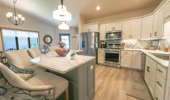 1959 Mesquite Loop, Bismarck, ND 58503