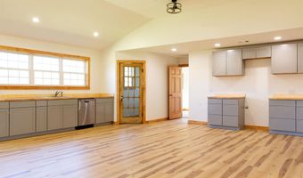 1392 Sugarloaf Rd, Amity, AR 71921