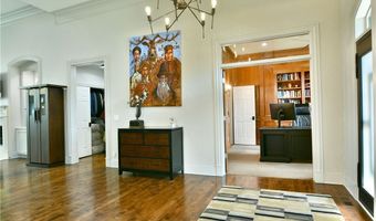 460 Club Dr, Aurora, OH 44202