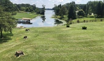 10911 Devil's Lake Hwy Hwy, Addison, MI 49220