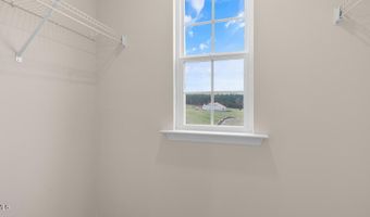 1067 Misty Creek Dr, Aberdeen, NC 28315