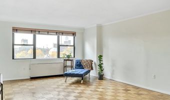 8 Whittier Place 4J, Boston, MA 02114