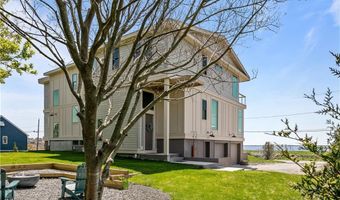 82 Ellery Rd, Newport, RI 02840