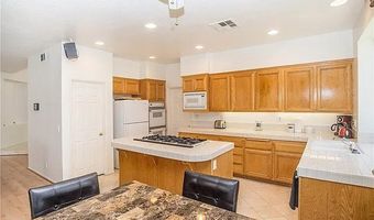823 S Parkglen Pl, Anaheim, CA 92808