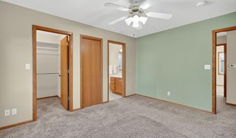 5219 Kansas Dr, Ames, IA 50014