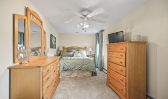 17 Cedar Ave, North Middletown, NJ 07748