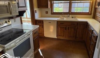 120 S Roan St, Algona, IA 50511
