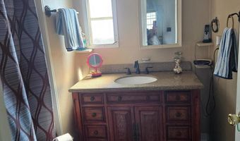 37 NANCY Ln, Barnegat, NJ 08005