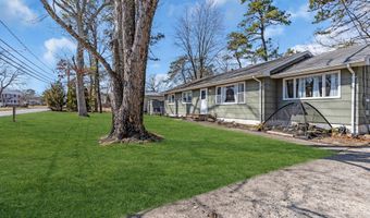 228 Elizabeth Ave, Bayville, NJ 08721