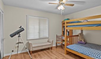 274 Doublegate Dr N, Albany, GA 31721