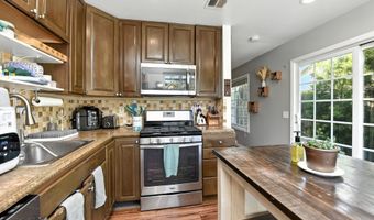 5327 Heather St, Camarillo, CA 93012