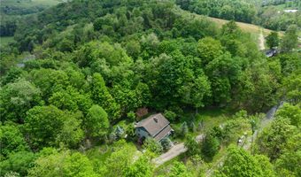 24 McCullough Hill Rd, Amity, PA 15311