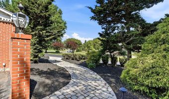 83 CARAVEL Dr, Bear, DE 19701