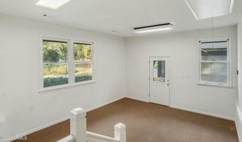 100 Thomas Sumter St, Beaufort, SC 29907