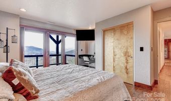128 Leisure Mountain Rd, Asheville, NC 28804