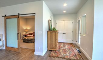 951 Hidden Valley Dr, Glenwood Springs, CO 81601