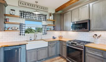 8011 Hollow Corners Rd, Almont, MI 48003