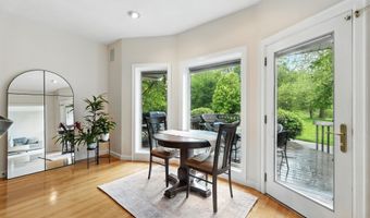 926 Phaeton Way, Auburn, IN 46706