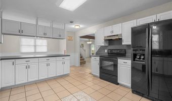 701 N St, Barling, AR 72923