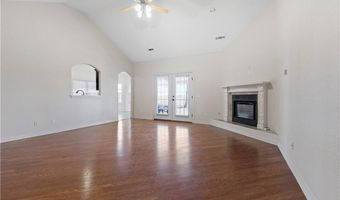 302 NE M St, Bentonville, AR 72712