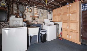 306 W 2ND St, Annawan, IL 61234