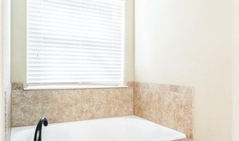 1613 Rock St, Bentonville, AR 72712