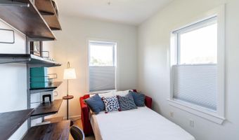 1240 4TH St NW 300, Washington, DC 20001