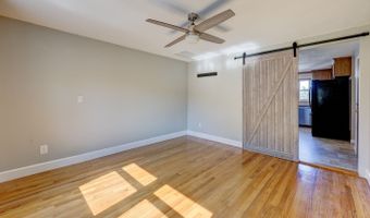 136 Juniper Ln, Berlin, CT 06037