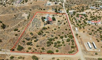 902 Searchlight Ranch Rd, Acton, CA 93510