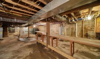 106 N Talbot St, Addison, MI 49220