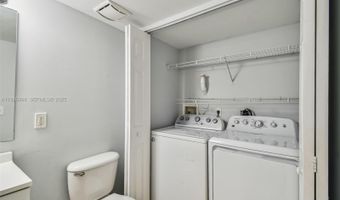 2945 NE 185th St 1407, Aventura, FL 33180