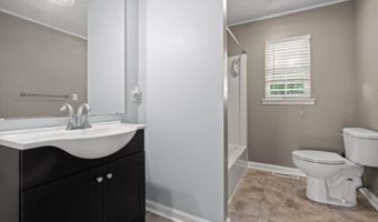 11127 E Brainerd Rd, Apison, TN 37302