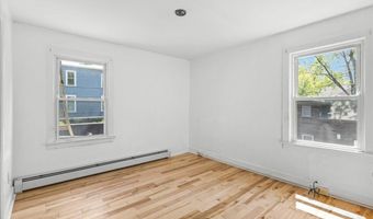 272 S Winooski Ave, Burlington, VT 05401