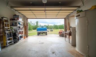 406 PARADISE Trl, Arley, AL 35541