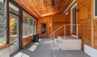 316 Leetes Island Rd, Branford, CT 06405